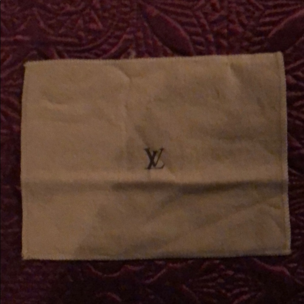 Dust bag